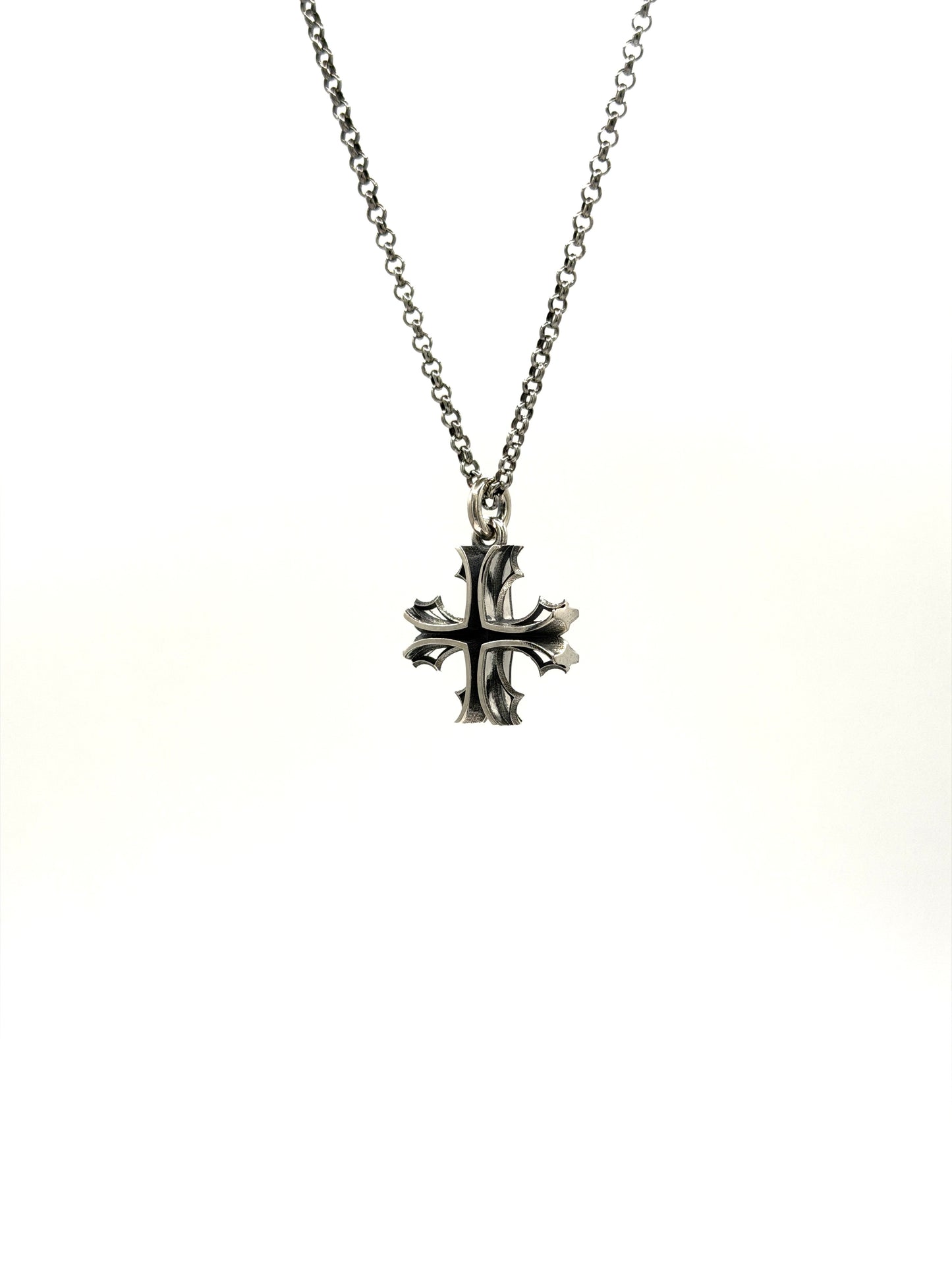 Spine Pendant