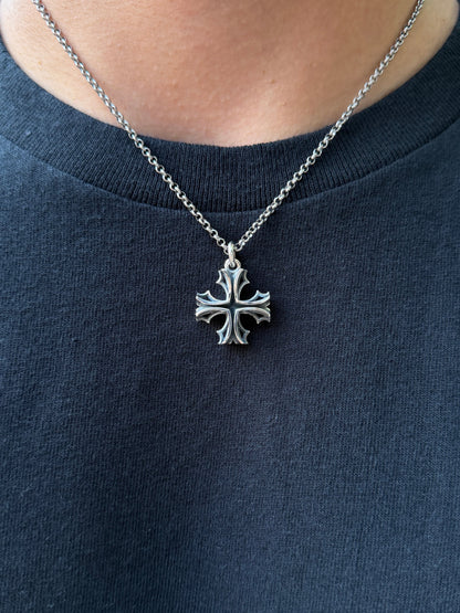 Spine Pendant